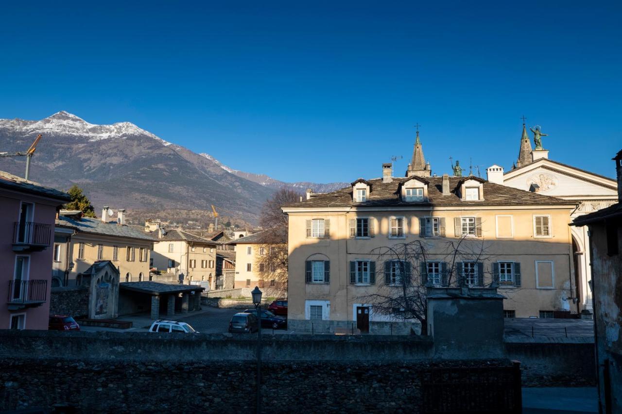 Aosta Maison Forum Luaran gambar